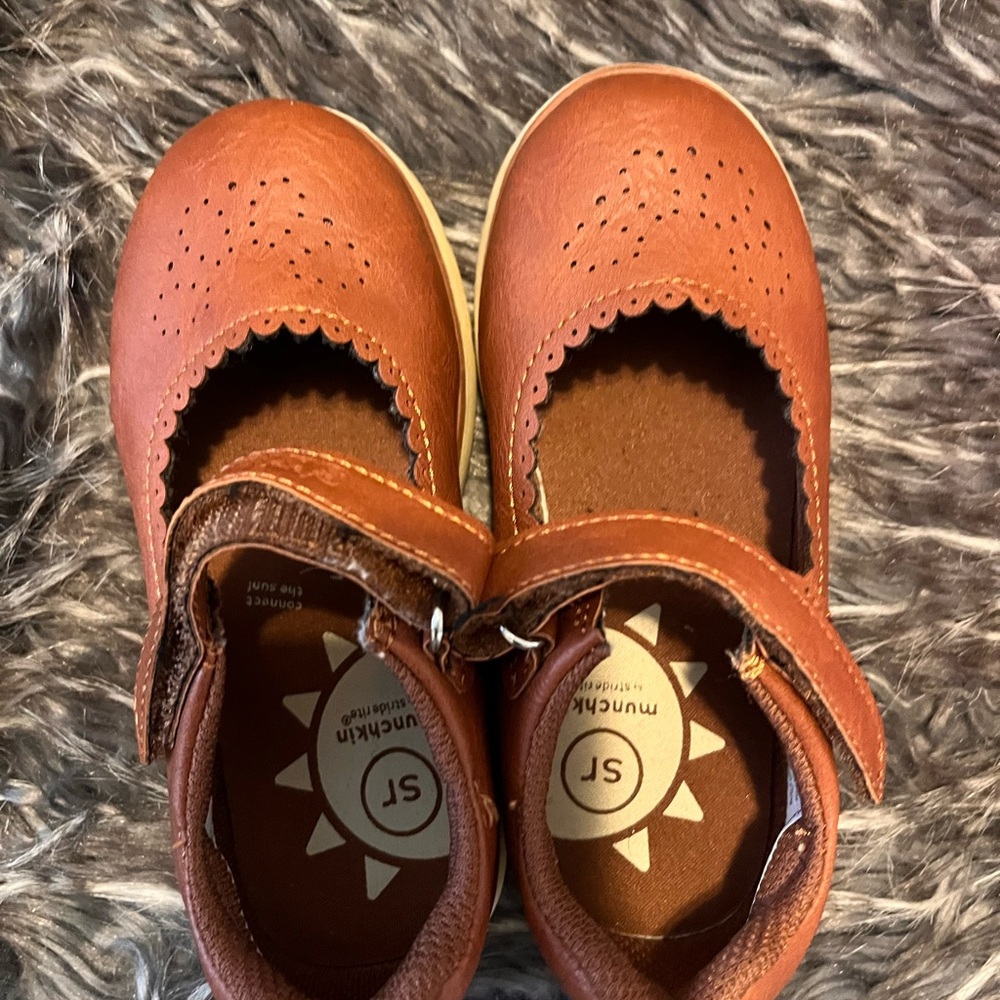 Munchkin Kids Tan Dress Shoes